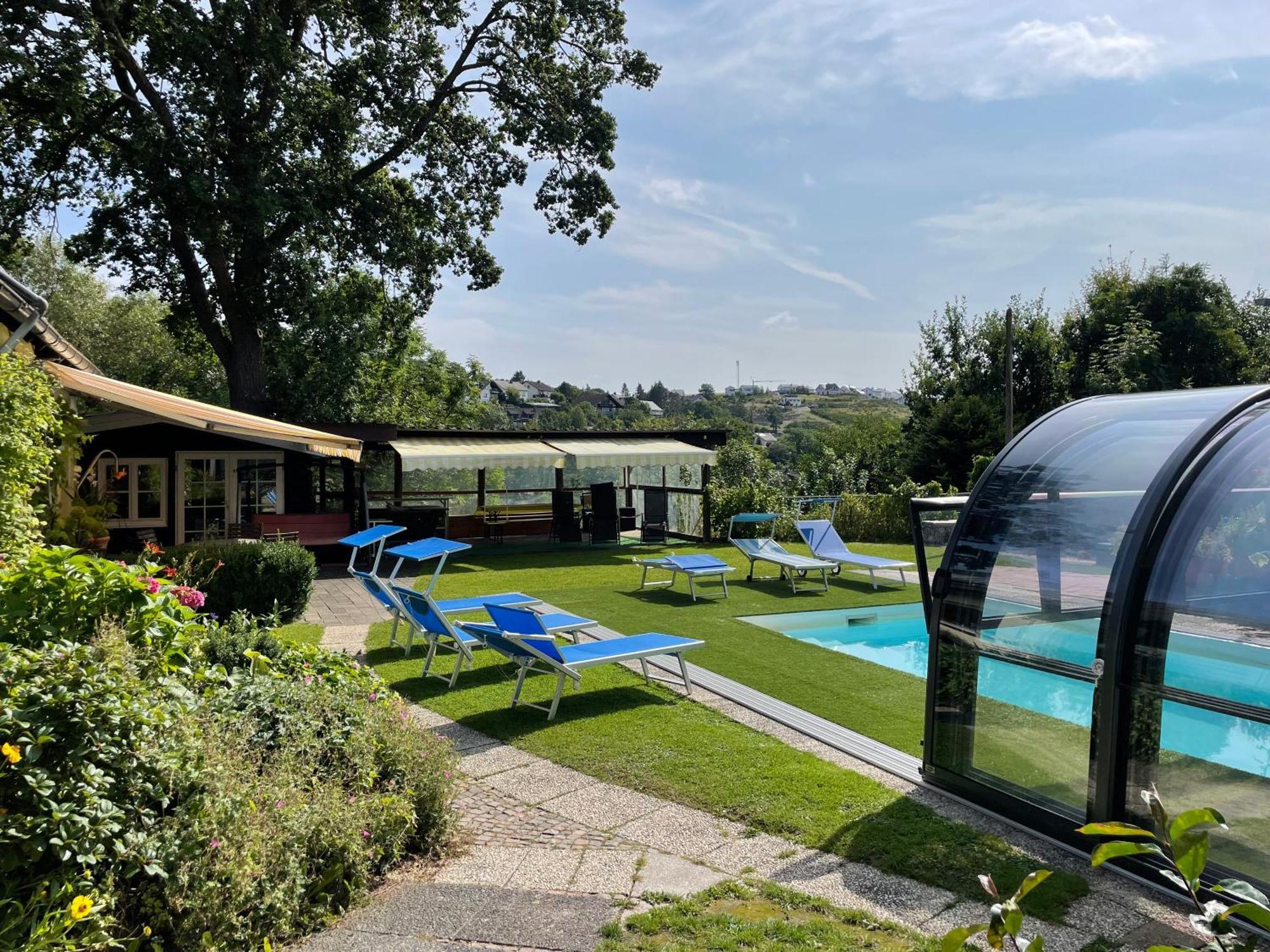 Pino24 Comfort Und Pino24 Petit Hallenberg Kültér fotó